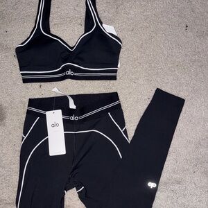 ALO Yoga Black and White Leggings Set